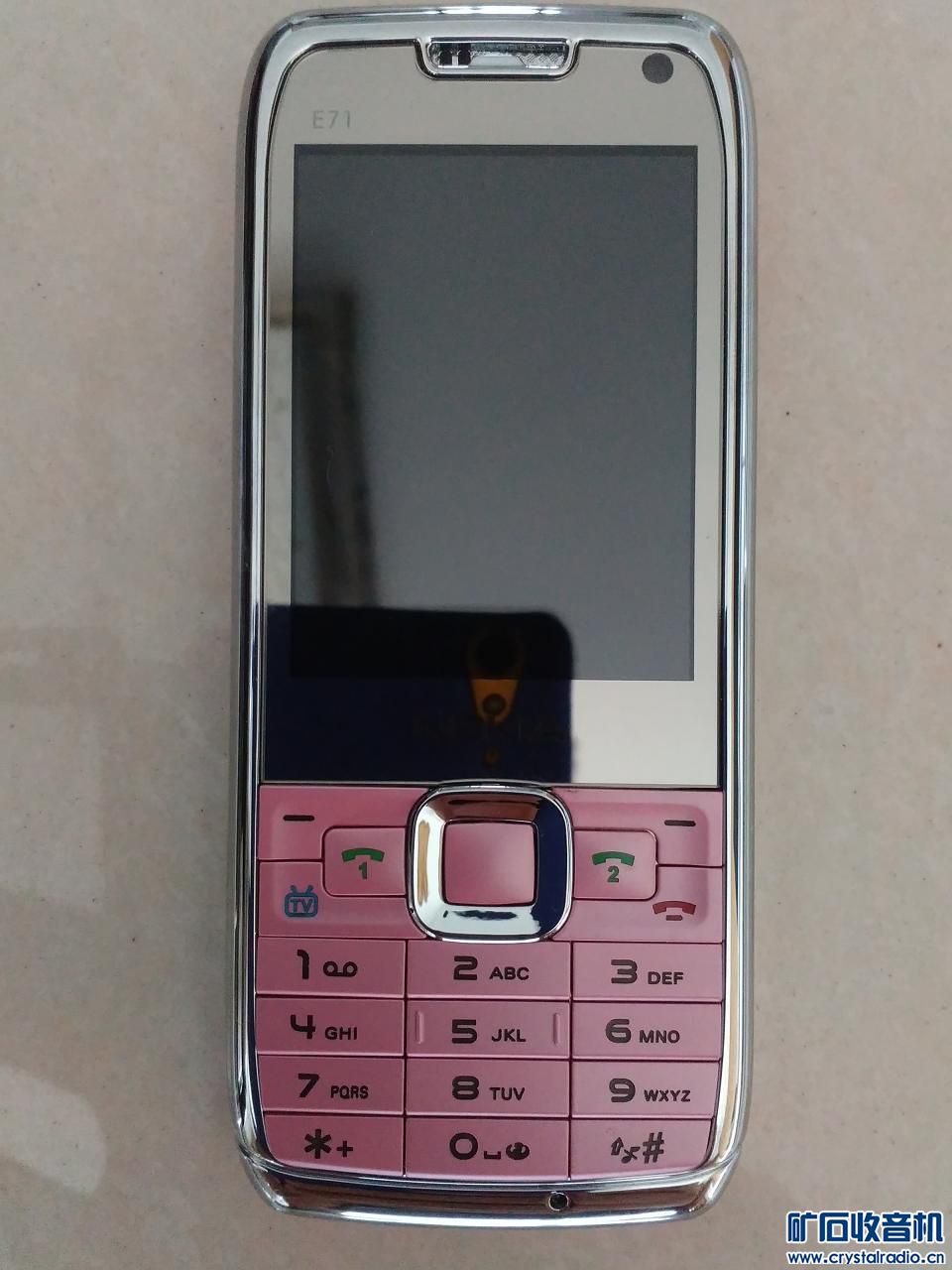 成色不错的墨水屏电子书,E71 TV+电视手机,安