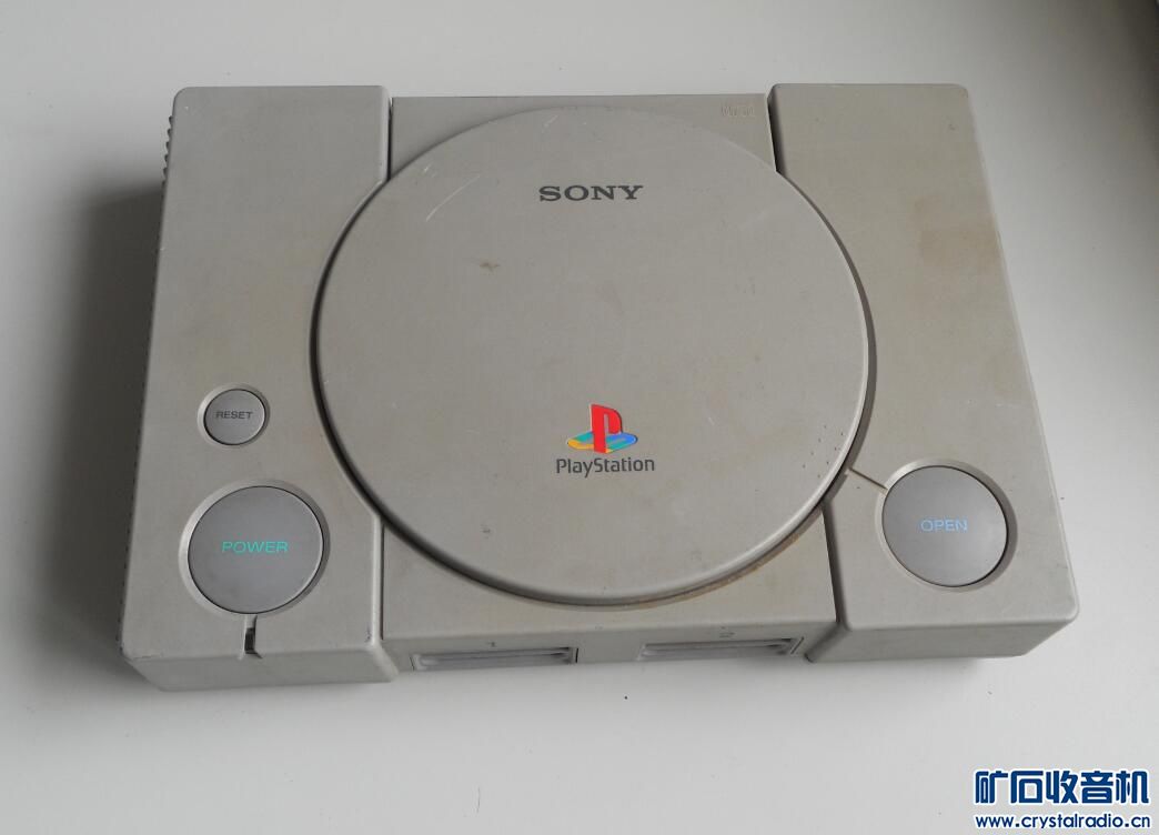 东芝随身听 小电视 游戏机 磁带 小电扇 古董电