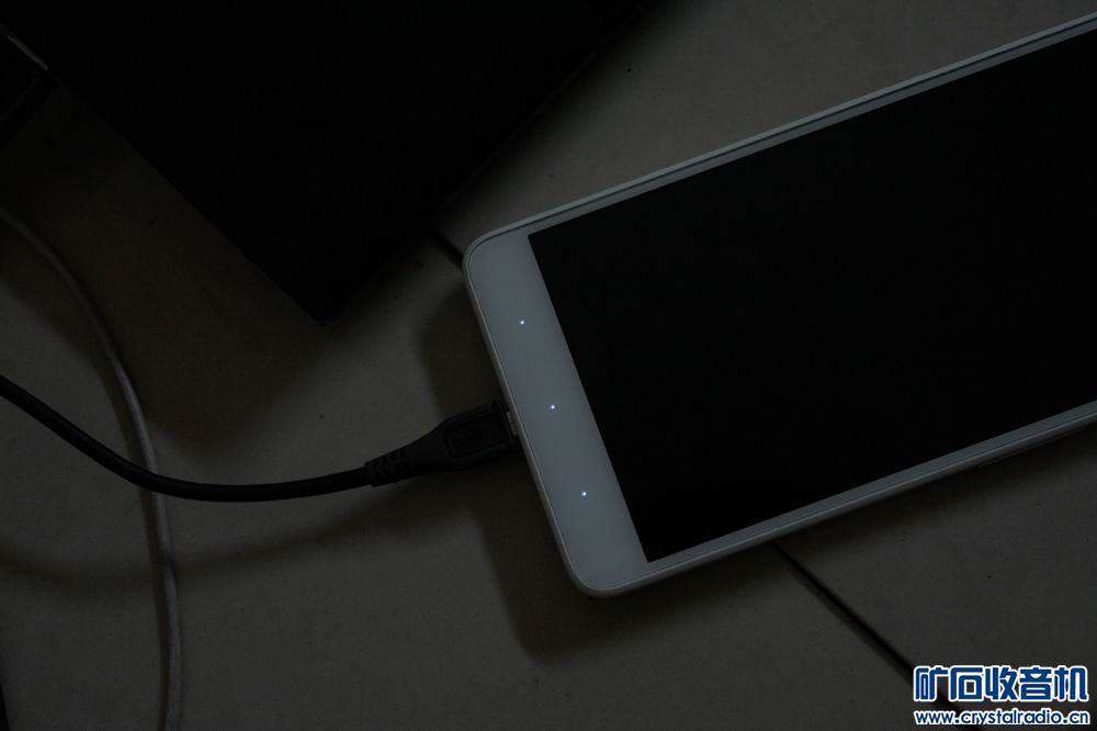 汉王触屏电纸书 90元 坚果手机100元 亚马逊平