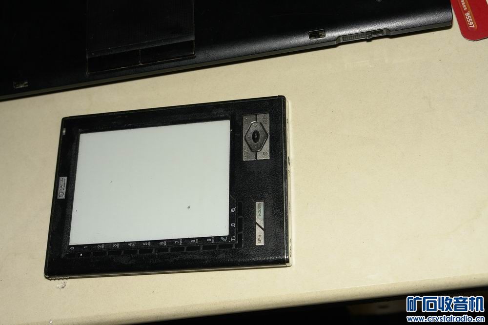 汉王触屏电纸书 90元 坚果手机100元 亚马逊平