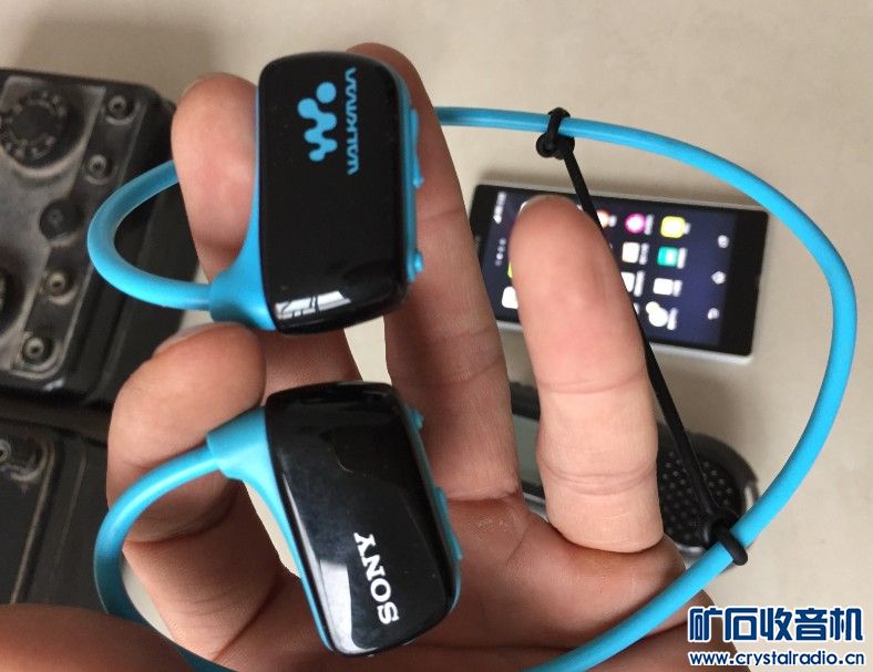 索尼手机,索尼MP3耳机,雷蛇小音箱,摩托对讲机