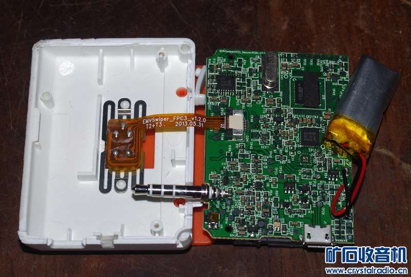 1.8A充电线2条 太阳能钥匙手电2个 华为电源2