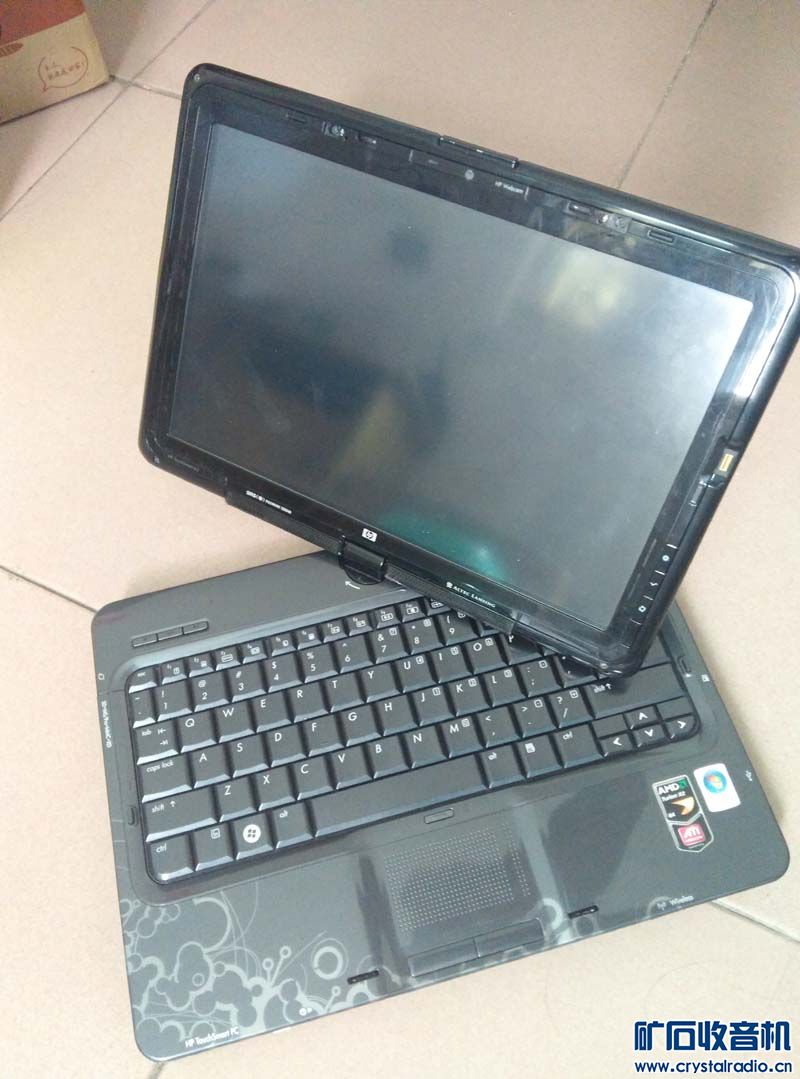 带手触笔记本尸体+惠普品牌台式主机+杂物