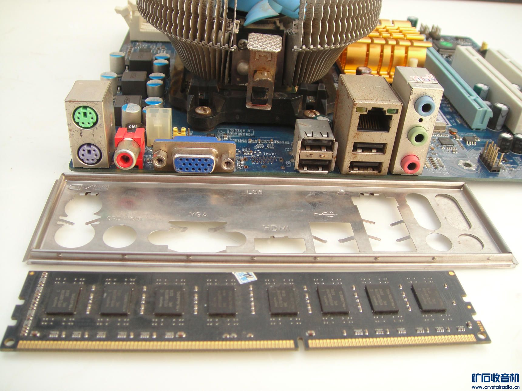 主板两套。PR2打印机一台。 电话网关一台。