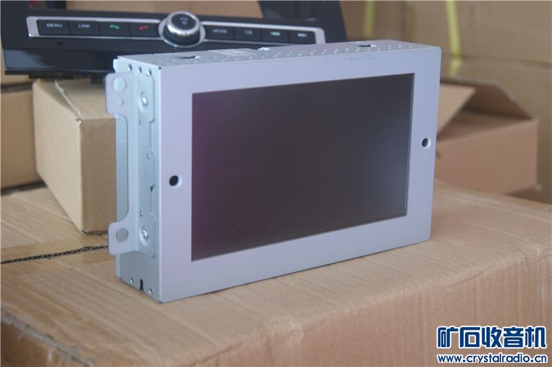 出德赛西威7寸大屏MP5视频播放机,面板和屏幕