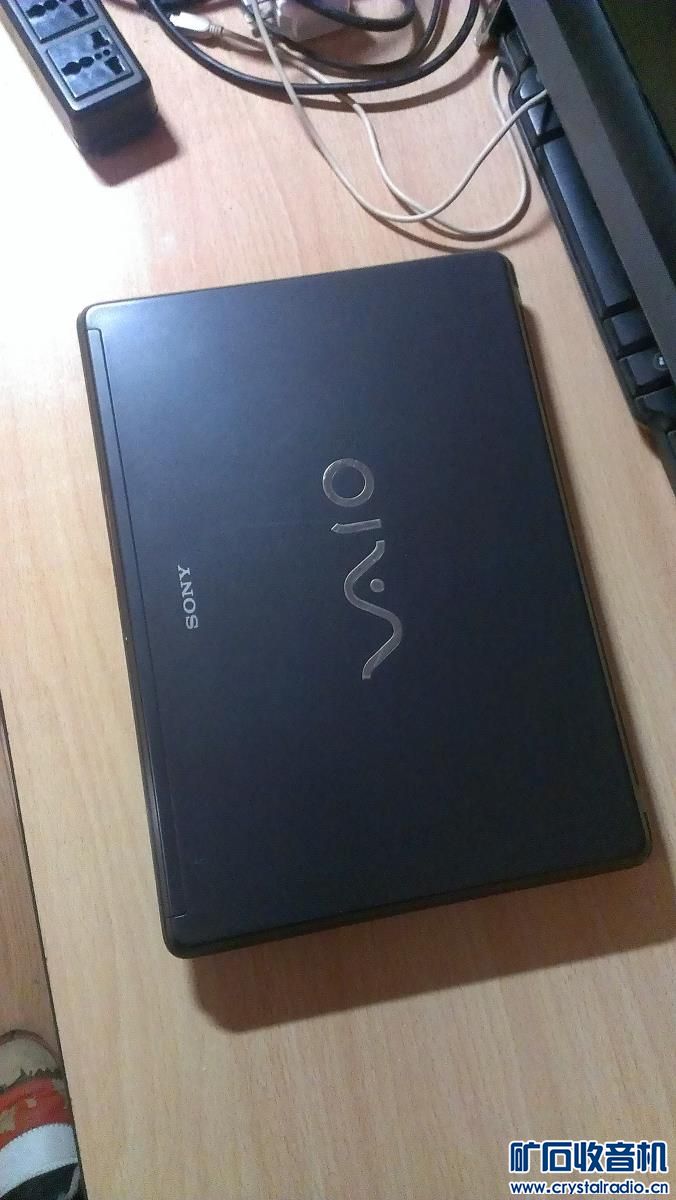 索尼双核笔记本 LG棒棒糖经典电信手机 工程宝