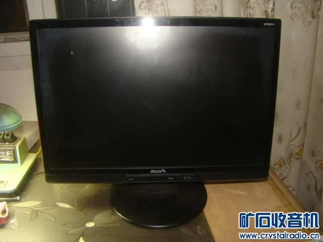 4G固态硬盘,显卡,19寸显示器(灯管老化),胶片相