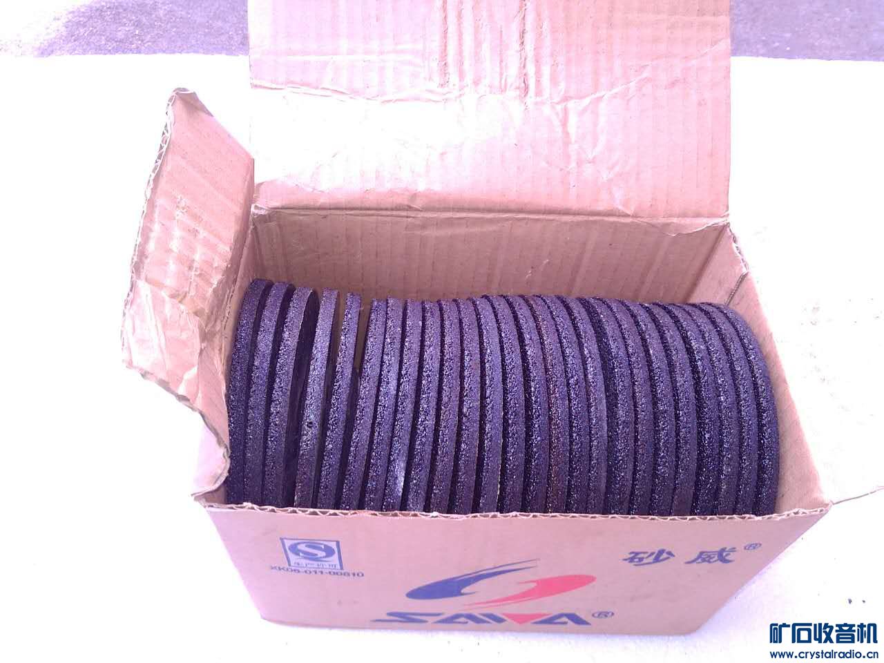 4G固态硬盘,显卡,19寸显示器(灯管老化),胶片相