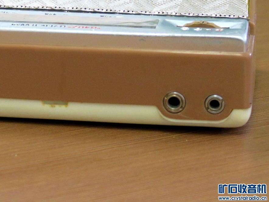 早期牡丹8402半导体收音机的内部特征 - 〓古