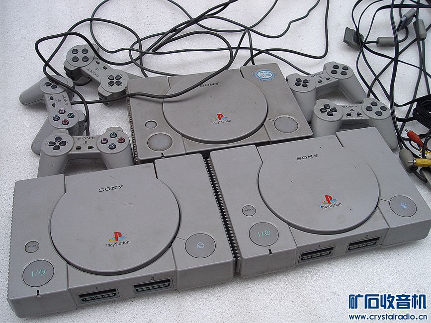 3台索尼光碟游戏机100元一台电子管收音机芯