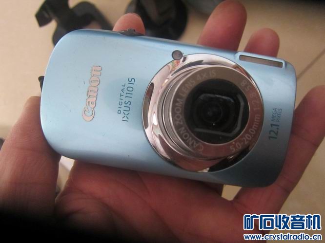 索尼游戏机,飞机遥控器,秒表,相机,戴尔主机,路