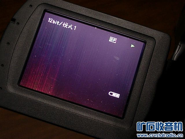 一台JVC数码摄像机,开机正常但无影像显示,故