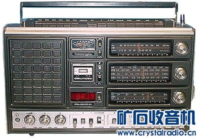 07satellit 3000(1977-1978)ΣFM LW MW 18-SW Σ50x29x12 8.9Kg.jpg