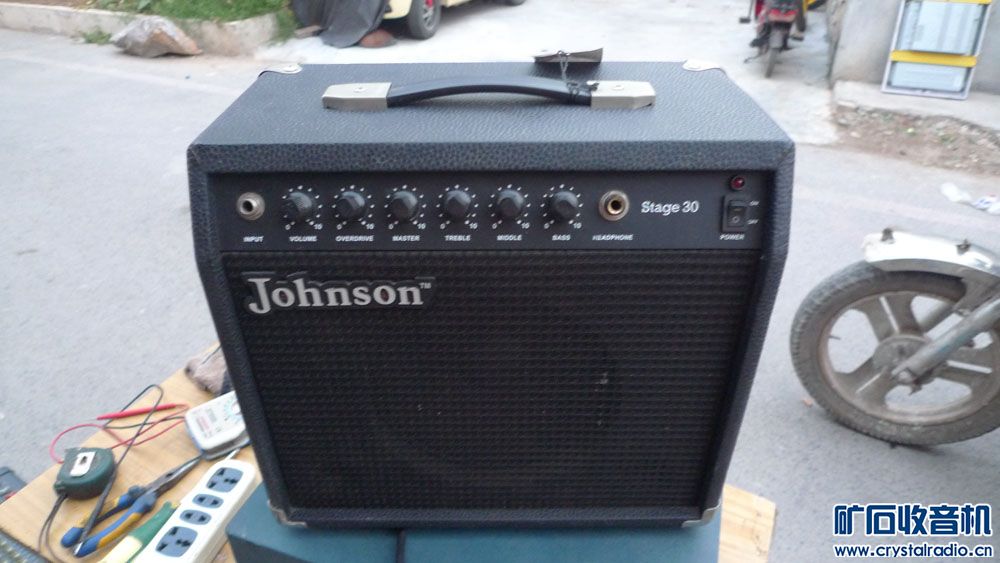 出台豆浆加工机,几块功放板,吉它音箱,22寸飞利