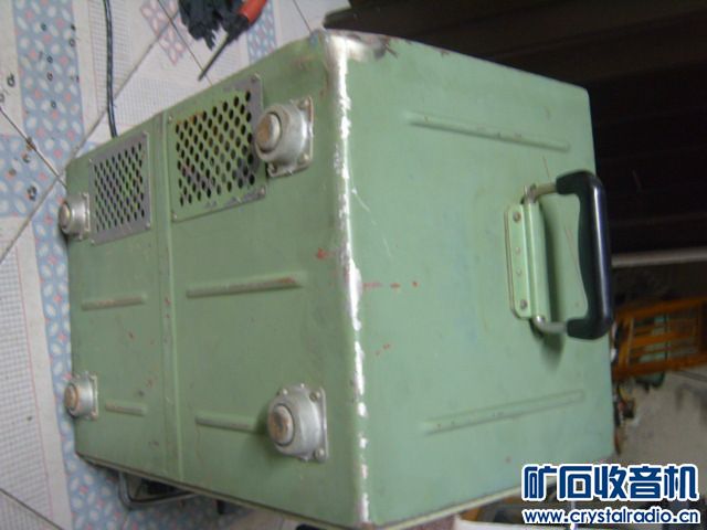 近60斤的电子管标准信号发生器一台,580元物
