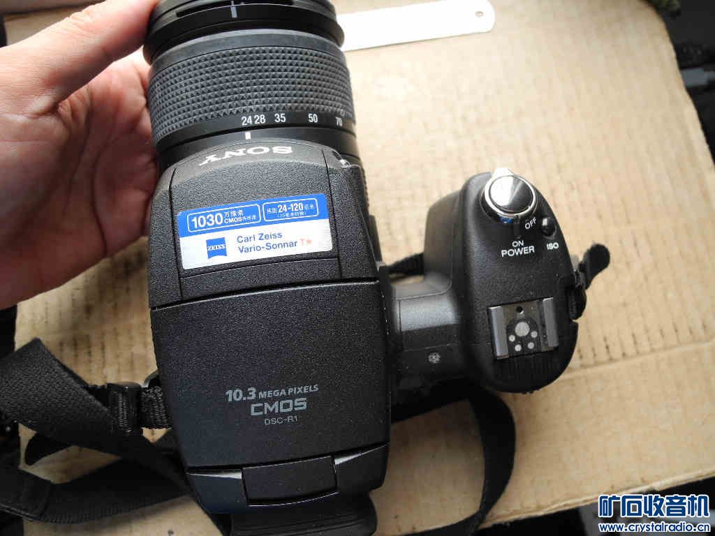 255索尼R1怪兽级相机、钳表、JBL音箱、MD