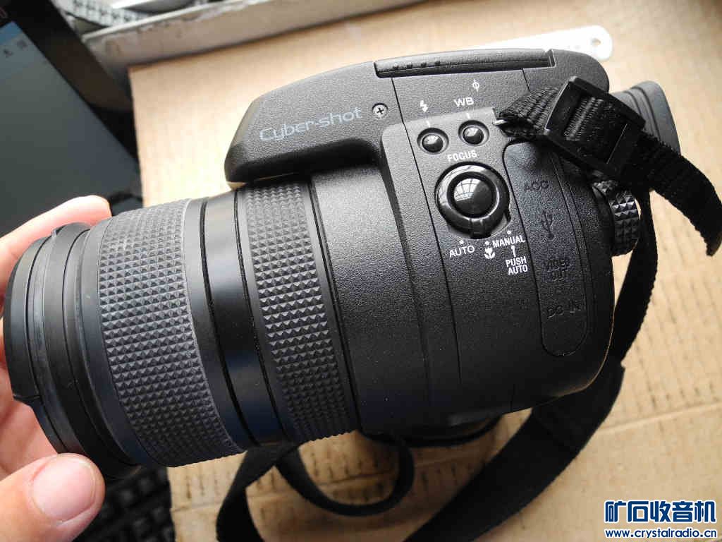 255索尼R1怪兽级相机、钳表、JBL音箱、MD