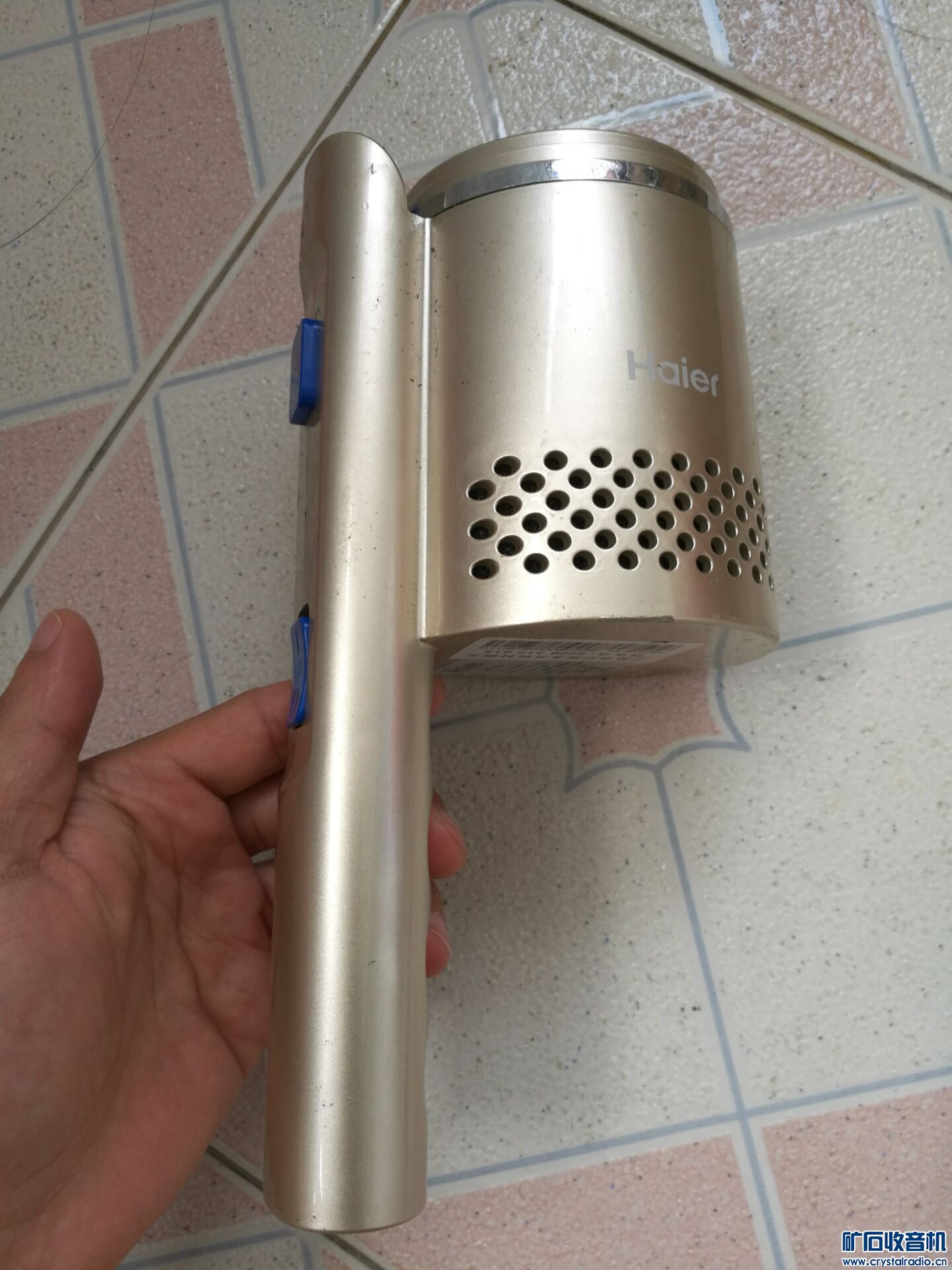 小霸王红白机 游戏机,海尔充电 吸尘器 - 〓器材