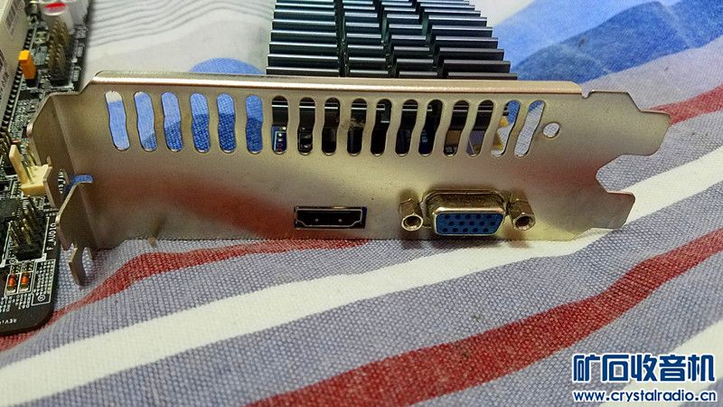 华硕 I5cpu笔记本下半身 三星32寸液晶电视机 