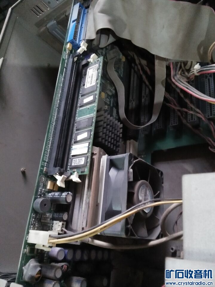 工业平板电脑 华普信工控机为嵌入式系统节省大量的Flash存储空间