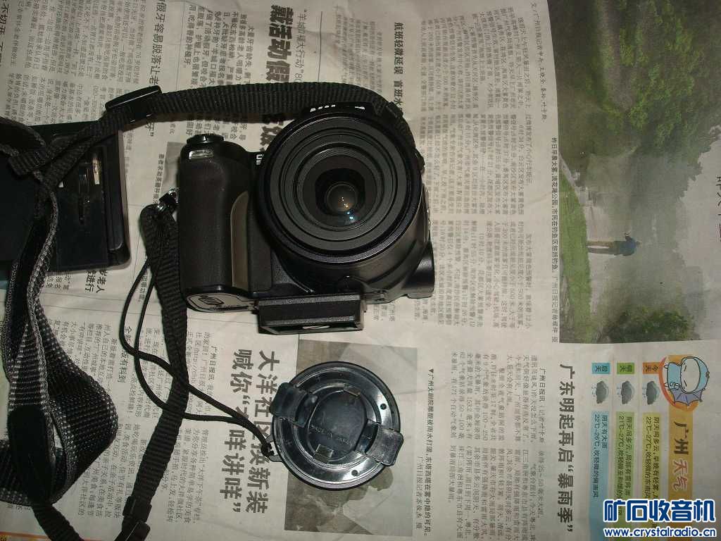 尼康5700经典相机 索尼监听耳机 德生收音机 飞