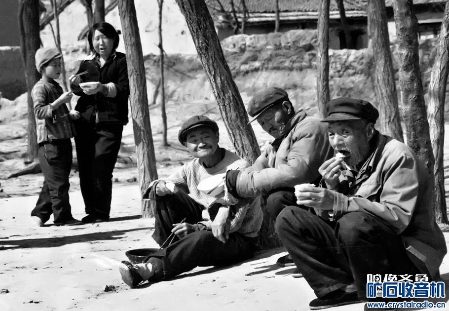 九十年代初家乡农村吃饭场景 - 〓怀念那个年代