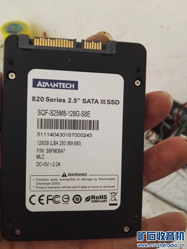 工业级128G固态硬盘 研华820 SATA3 6.0GB
