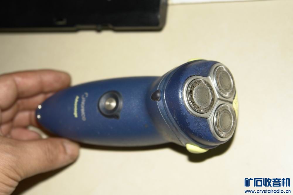 崭新的SONY SR68 硬盘摄像机 Sony MD底座