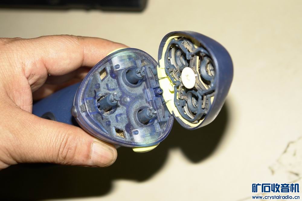 崭新的SONY SR68 硬盘摄像机 Sony MD底座