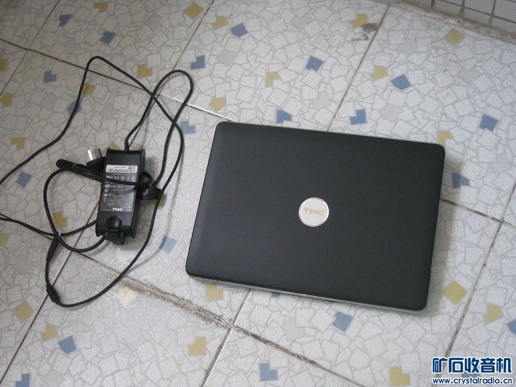 戴尔笔记本电脑;USB 5V 1A充电器;LED灯; - 〓