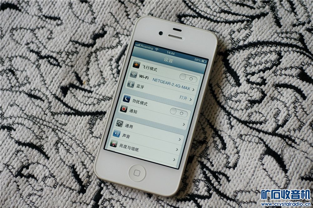 IPAD 1 64G 插卡版,屏幕碎。苹果4黑色的无ID