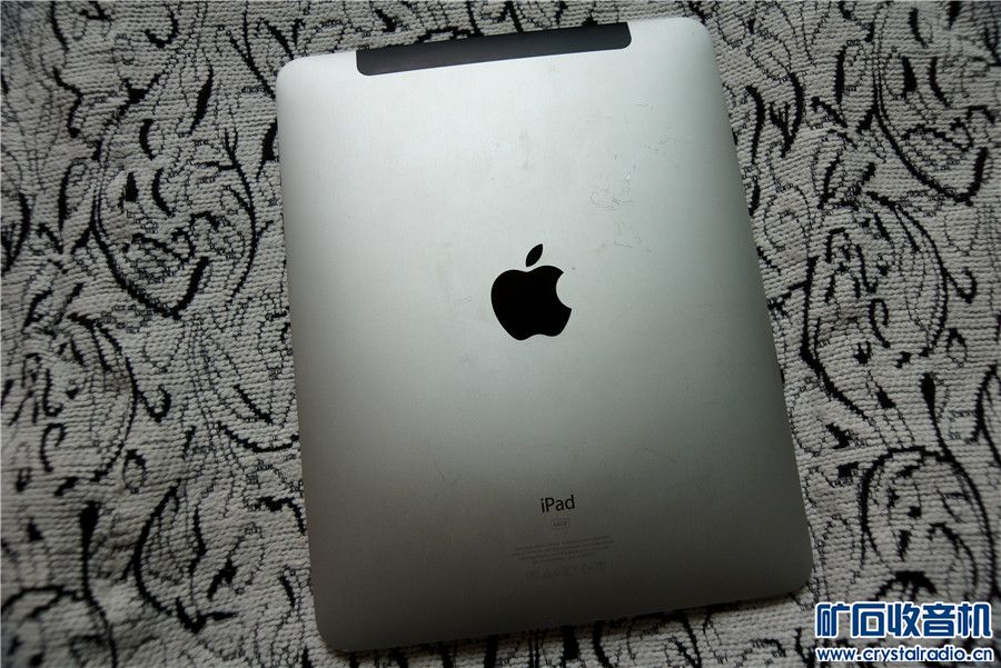 IPAD 1 64G 插卡版,屏幕碎。苹果4黑色的无ID