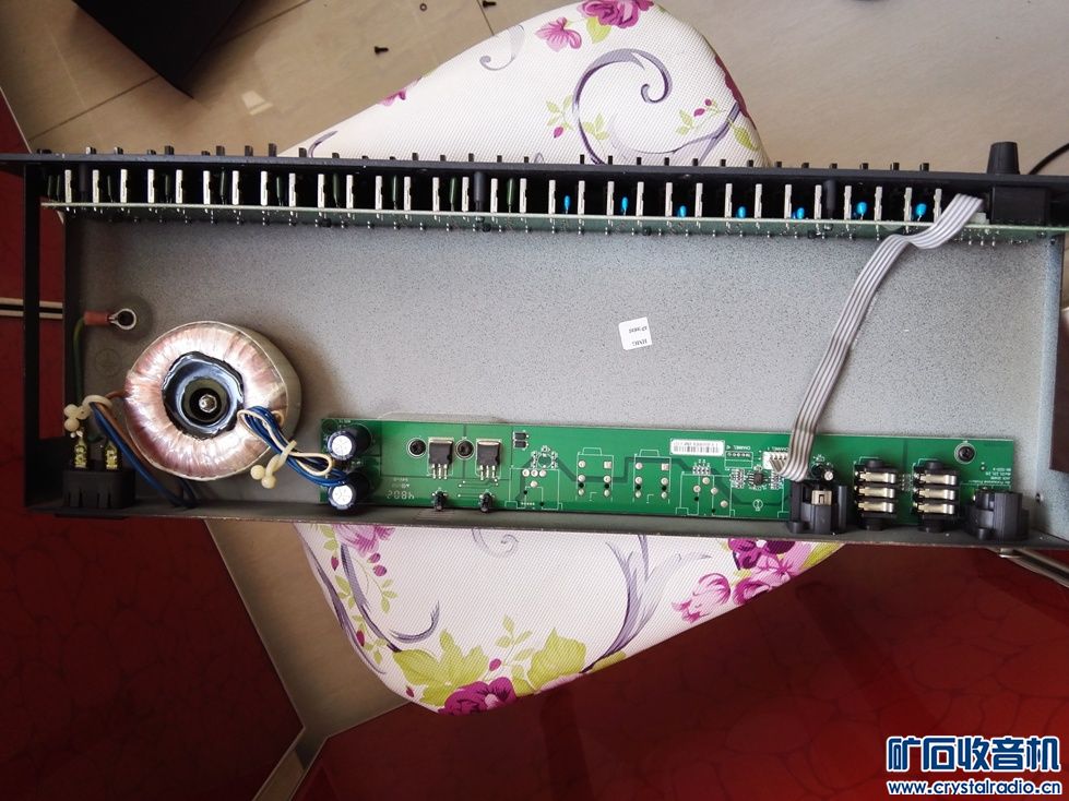 TOA小音箱 SONY CD 飞利浦小功放 NEC投影