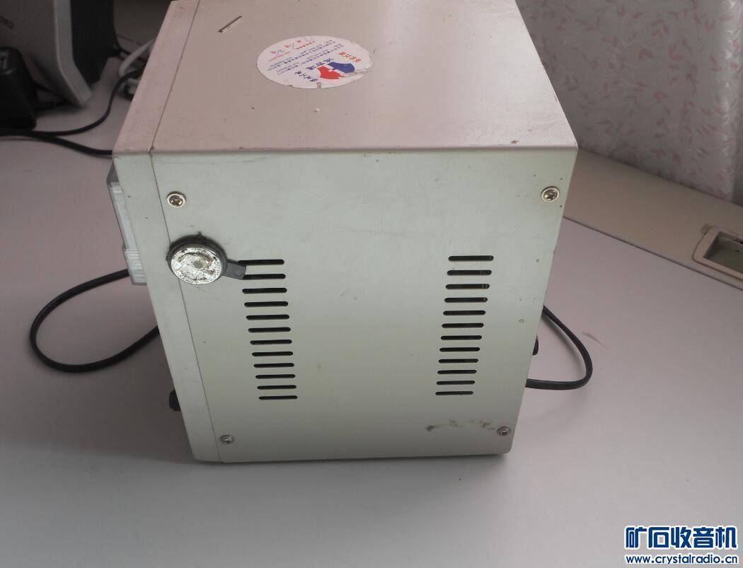 驱 很新收录机 喇叭 插卡 手柄 苹果电源 维修灯