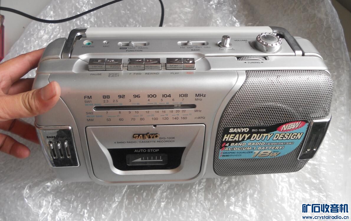 驱 很新收录机 喇叭 插卡 手柄 苹果电源 维修灯