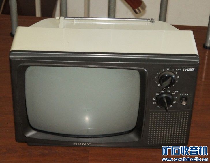 两台电唱机 老黑胶唱片 日本原装索尼12寸电视