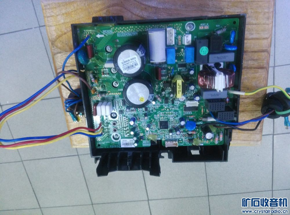 废旧佬拆下来的格力空调二代冷静王外机变频主