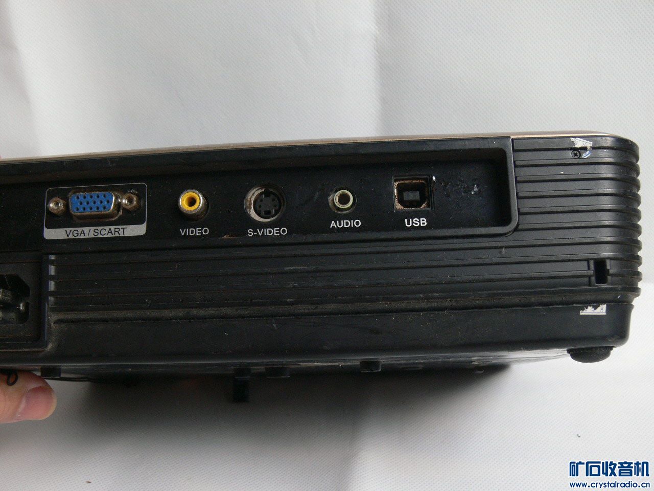 便携投影仪连电脑 112545ykf5wonzviwzoyjz.jpg