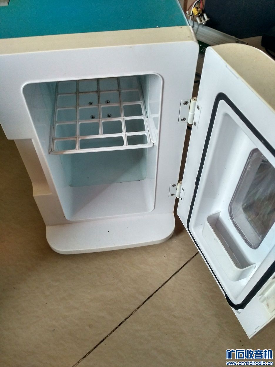 (484)半导体制冷制热两用箱 海尔厨宝热水器 厨