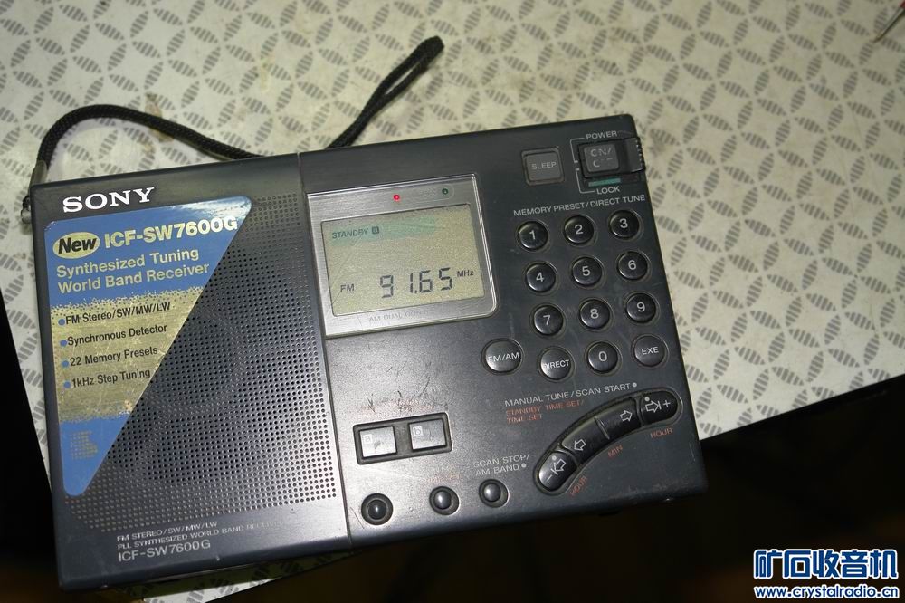 ONY D-EJ2000 CD随身听 230元 苹果耳机一堆