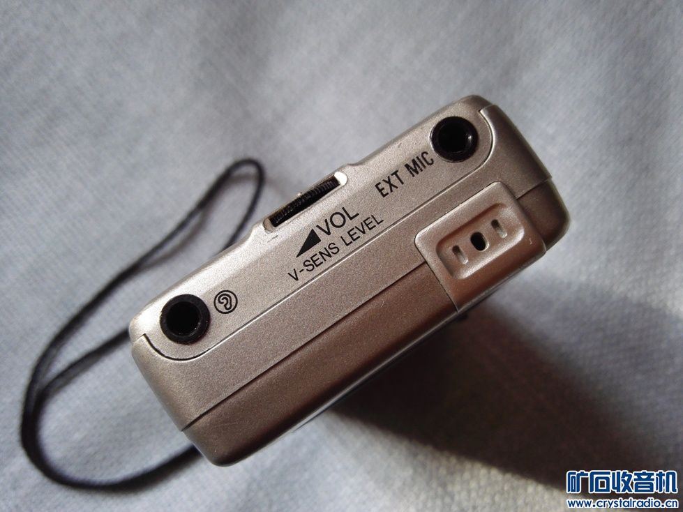 飞利浦466收音机 测温枪 建伍CD随身听 采访机