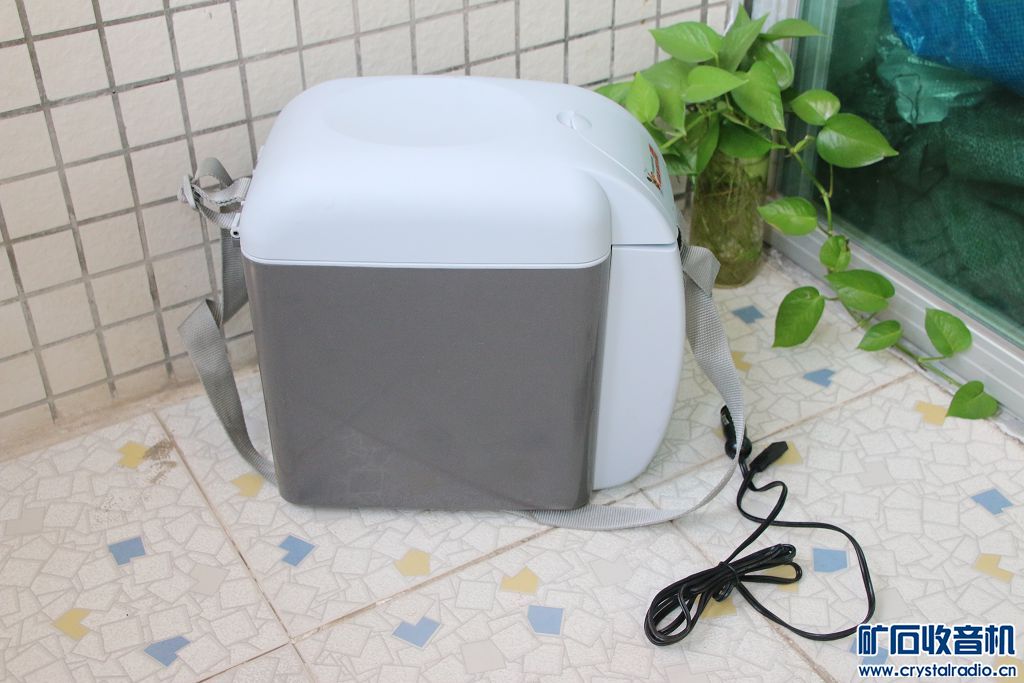 先科15寸液晶DVD;车载冰箱冷热;小主机带固态