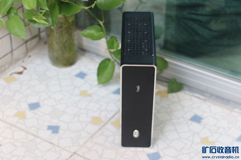 先科15寸液晶DVD;车载冰箱冷热;小主机带固态