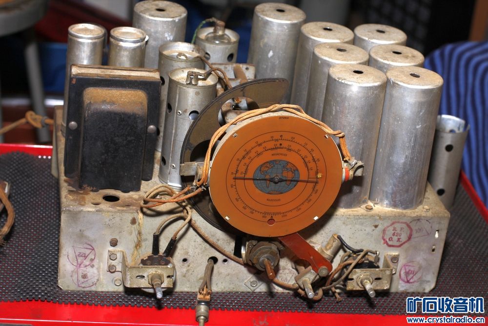 _rca_128_chassis fr.jpg