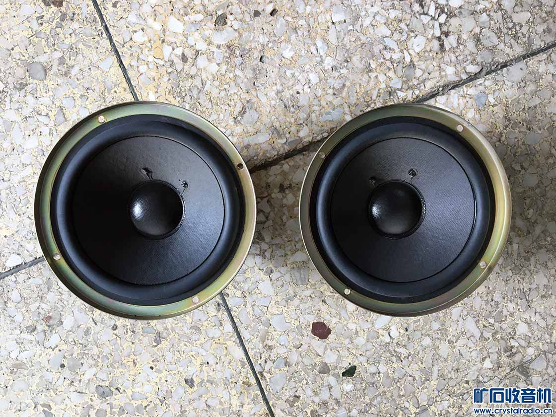 出闲置杂物 显示屏 对讲机 滤波电容 喇叭 - 〓器