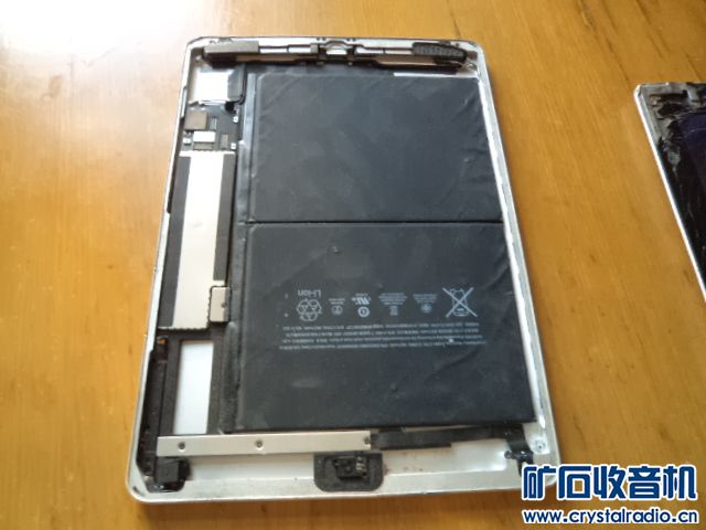 出苹果A1395IPAD.A1474IPAD的平板(屏碎).G