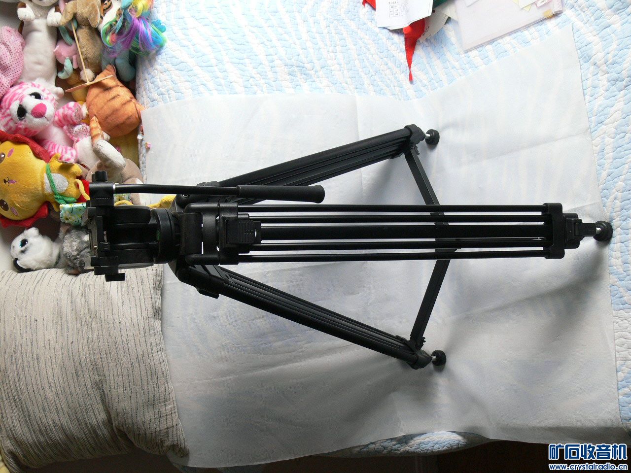 摄像机专业三脚架,MP3外放音箱,全新pos机,大