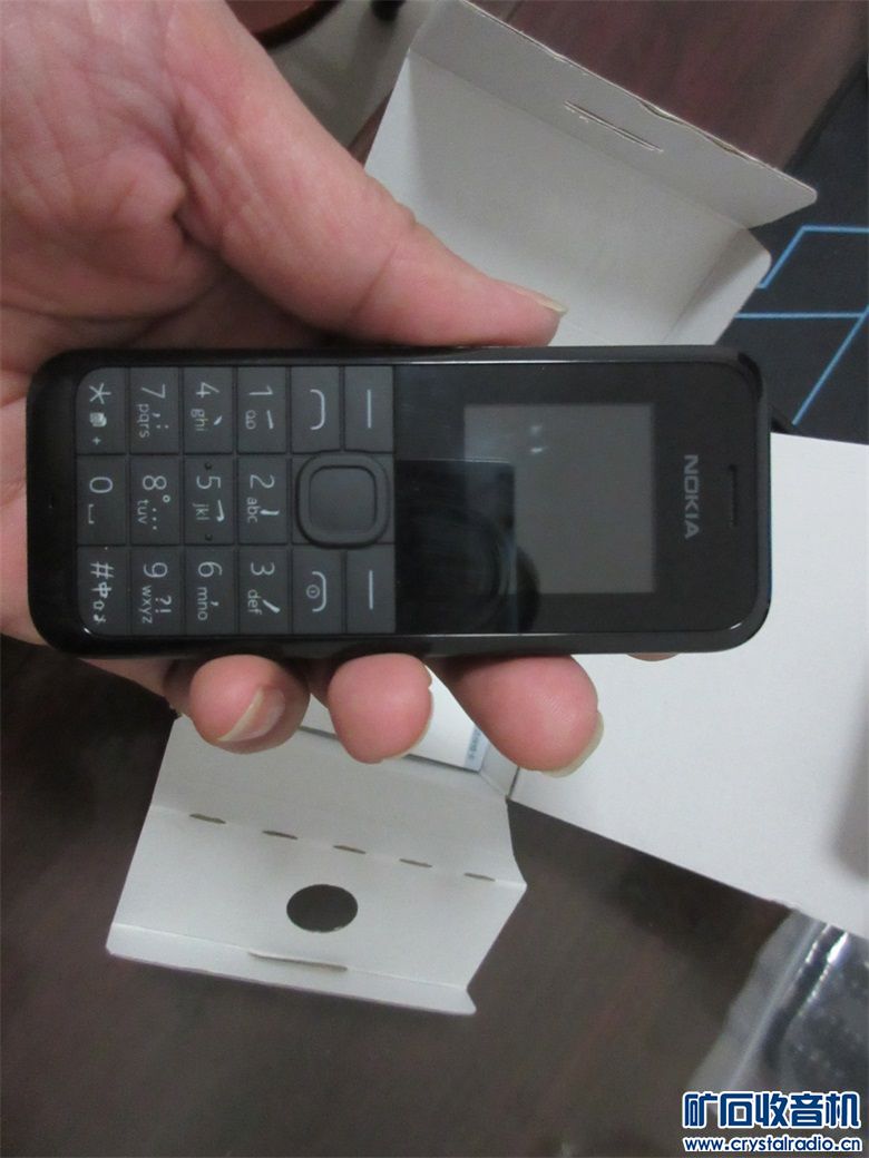 诺基亚双卡105直板老人机; 2个三星电信直板机