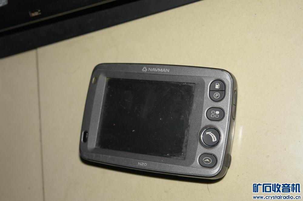 SONY PS3游戏机 (500G硬盘) 380元 两个彩屏