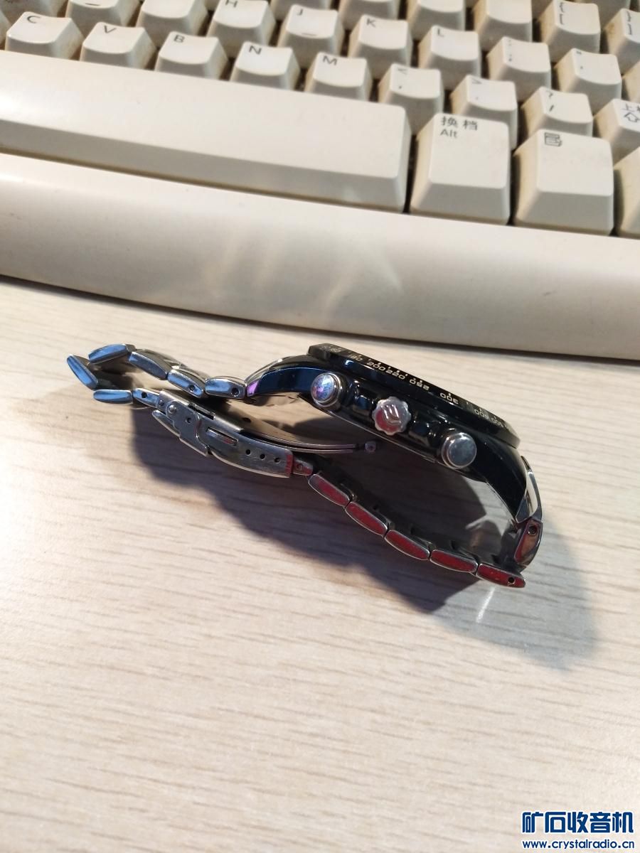 收到 努比亚Z9无边框号称可以拍星星的手机 卡